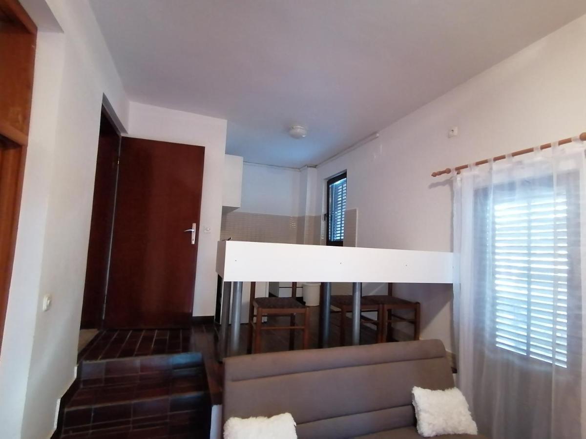 Apartments Glibic ザオストログ エクステリア 写真
